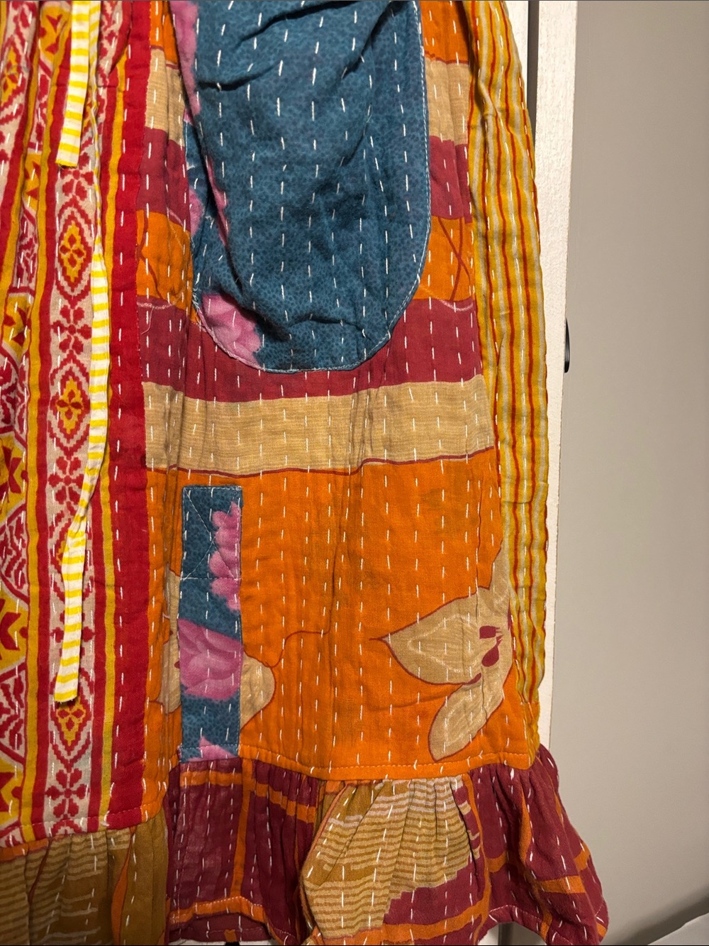 Kantha Long Ruffled Shorts - Picture 4 of 6